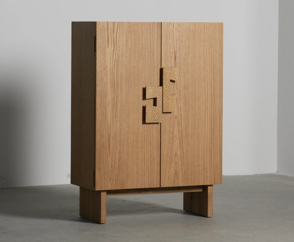 Dourod Cabinet