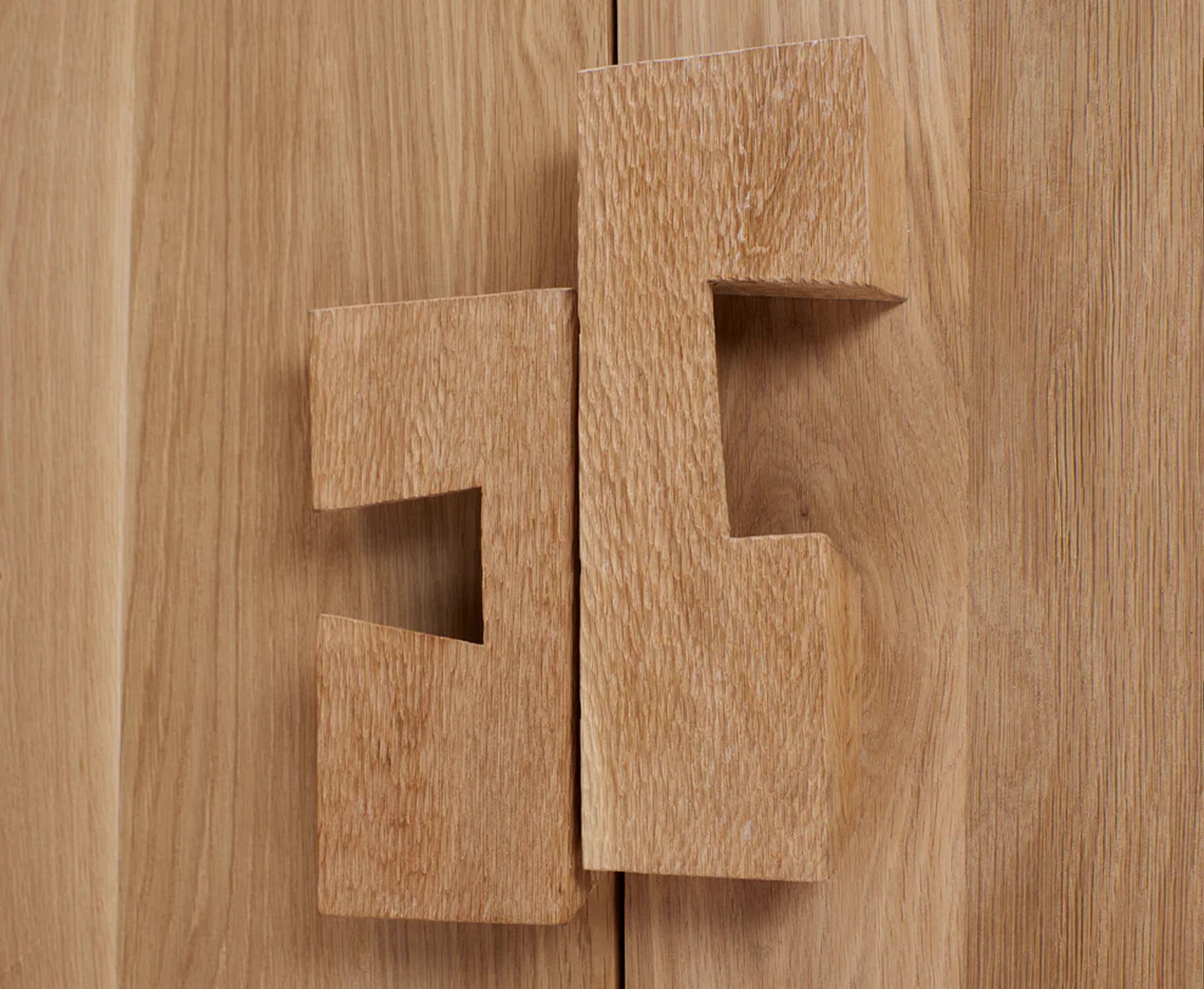 Dourod Cabinet