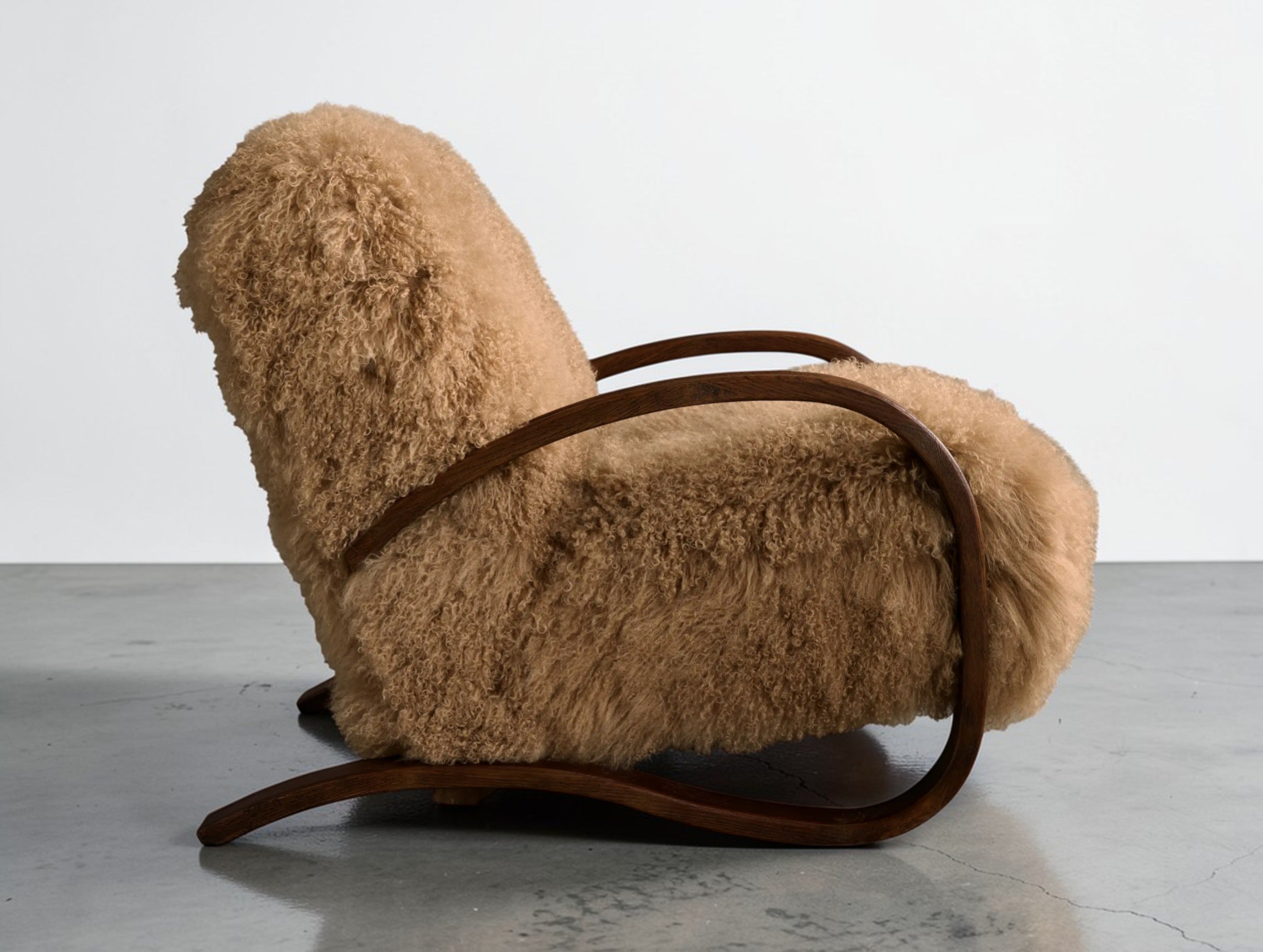 Eloren New Zealand Shearling Chair