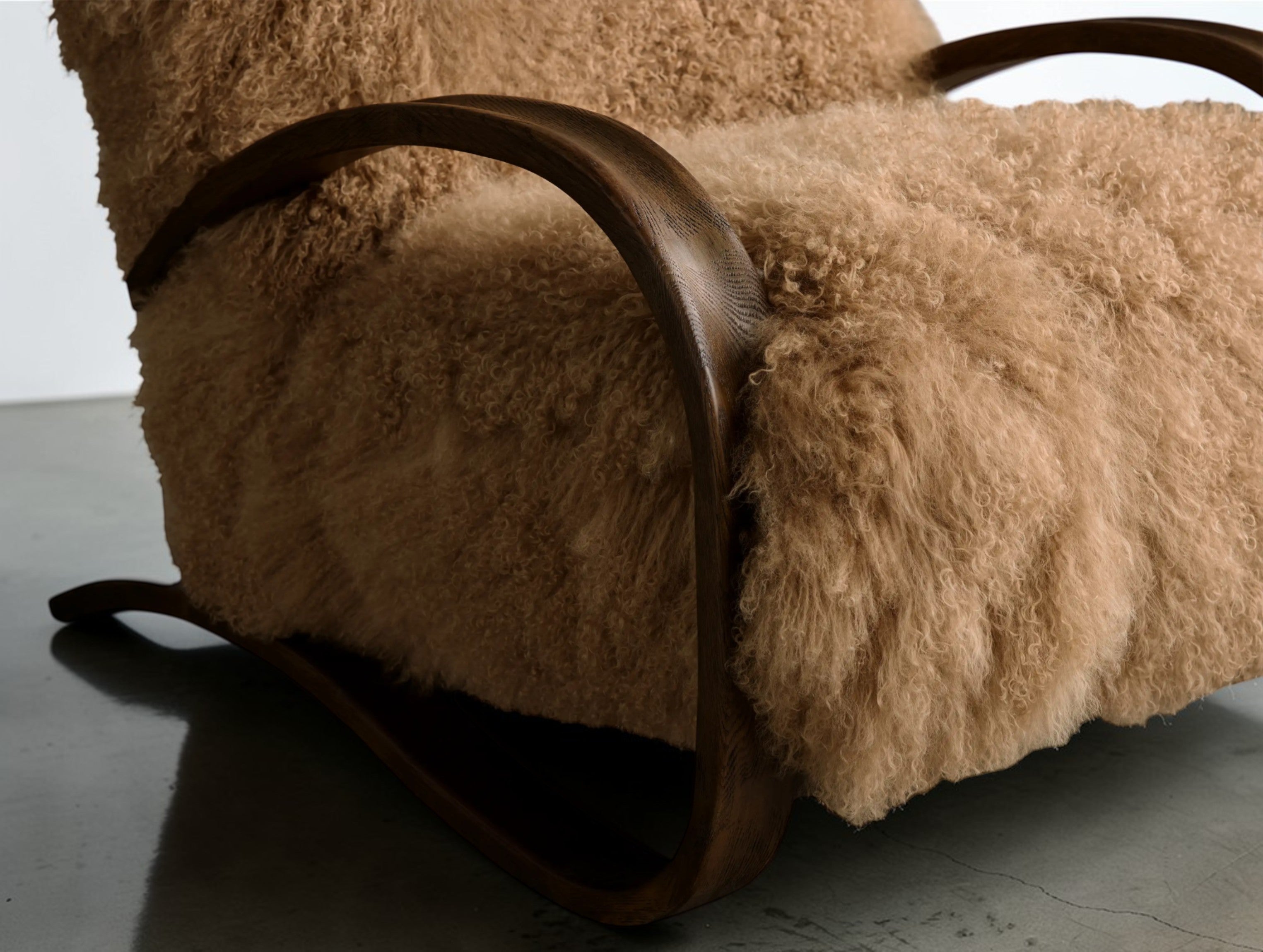 Eloren New Zealand Shearling Chair
