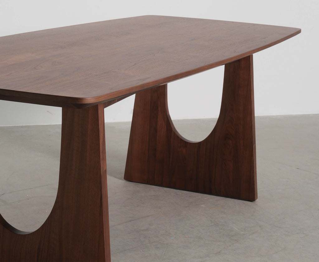 Mihaela Dining Table