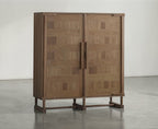 Totias High Sideboard
